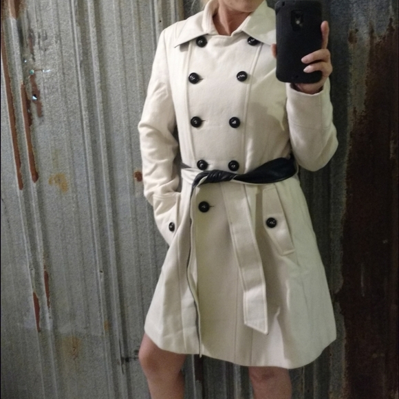 DKNY Double Breasted Pea Coat With Belt - Picture 5 of 17